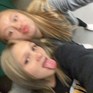 Meet your Posher, Raegan